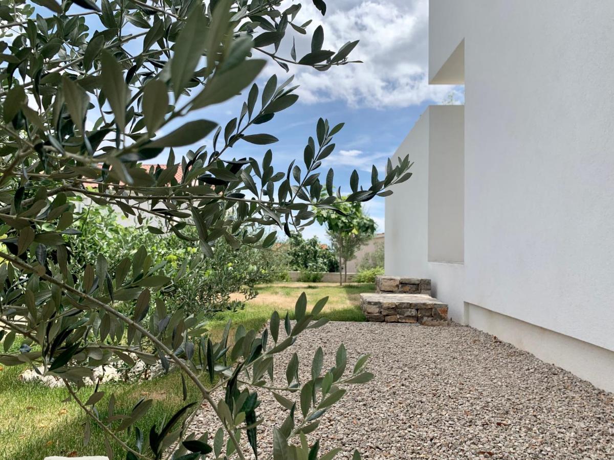 Vila Villaarh クルク エクステリア 写真